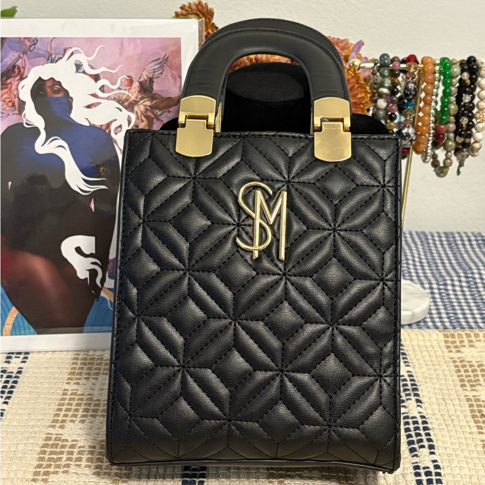 Steve Madden black quilted handbag
